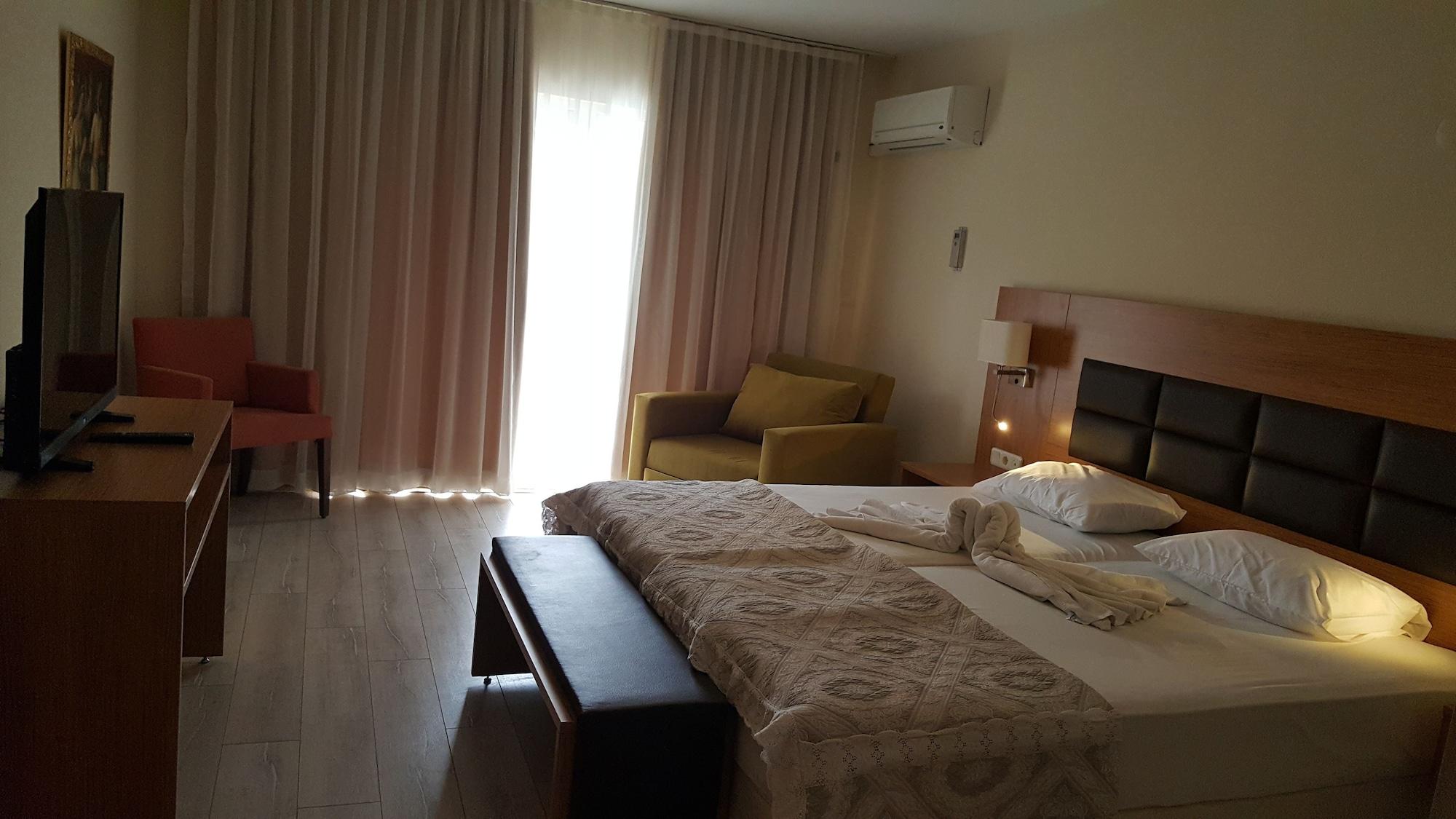 Begonville Hotel (Adults Only) Мармарис Екстериор снимка