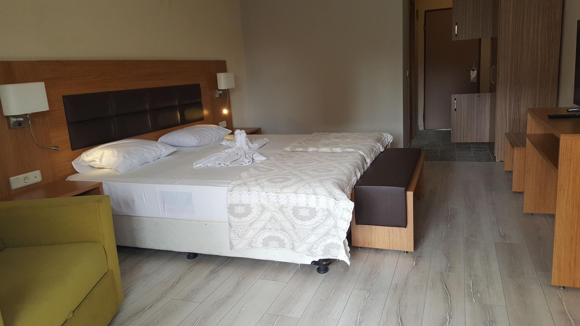 Begonville Hotel (Adults Only) Мармарис Екстериор снимка