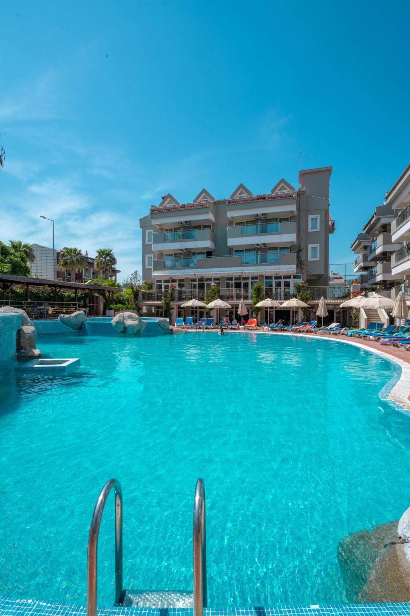 Begonville Hotel (Adults Only) Мармарис Екстериор снимка